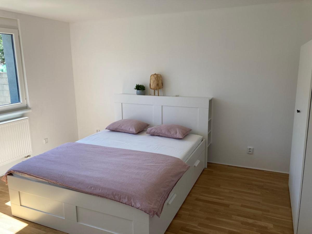 Apartman Maay Hlohovec Exterior photo